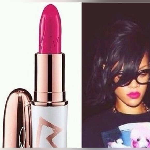 MAC x Riri  Pleasure Bomb Lipstick Brand New ❤️ Limited Edition - Picture 2 of 4